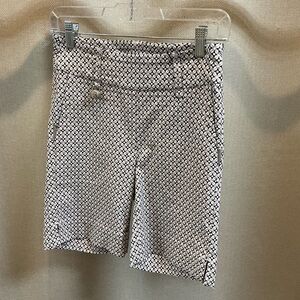 Daily Sports Magic Motif Shorts Mosaic Medley